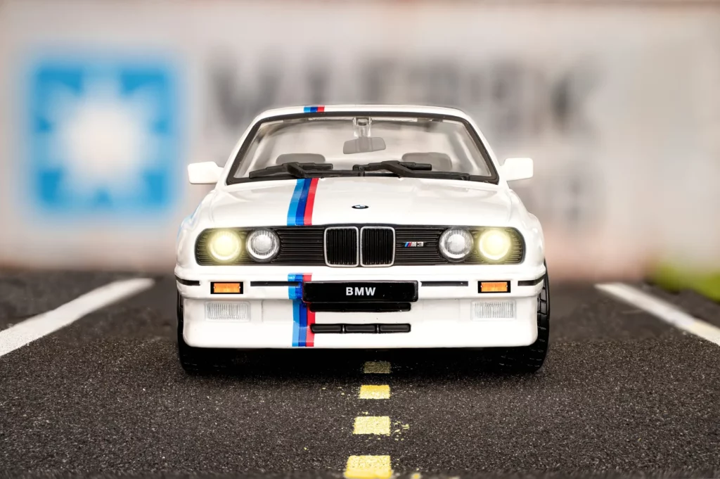 vue de face bmw m3 e30